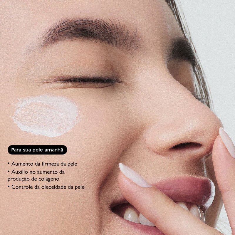 Primer facial com niacinamida e efeito lifting.